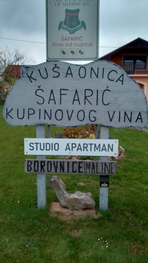 Studio Apartman Safaric Sveti Martin Na Muri Eksteriør bilde