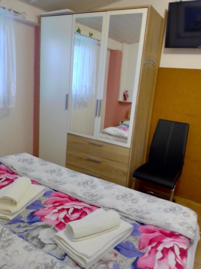 Studio Apartman Safaric Sveti Martin Na Muri Eksteriør bilde