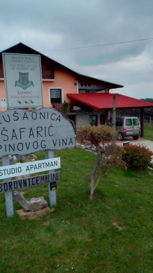 Studio Apartman Safaric Sveti Martin Na Muri Eksteriør bilde